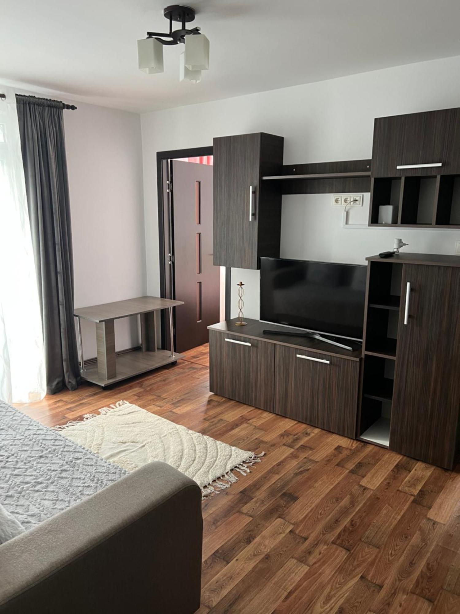 Apartament Decebal Bistriţa Esterno foto