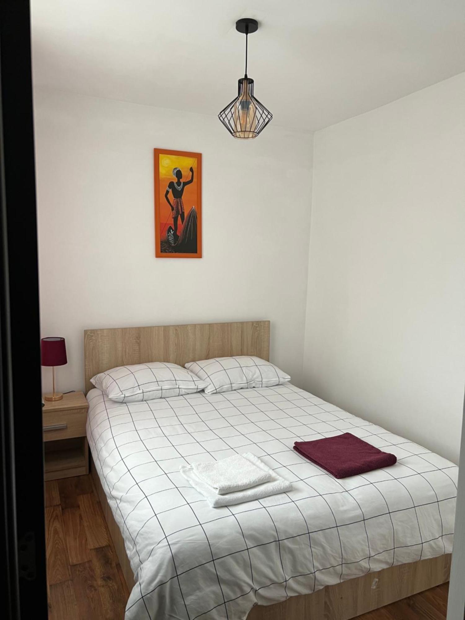 Apartament Decebal Bistriţa Esterno foto